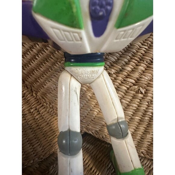 Disney Vintage 2000 buzz light year toy - Picture 11 of 12